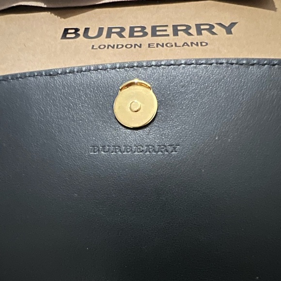 Burberry Clutch purse - Picture 4 of 8